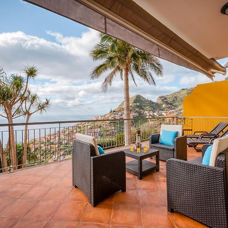 Palm Tree House By Amazing Madeira Villa กามารา ดิ โลบุช ภายนอก รูปภาพ